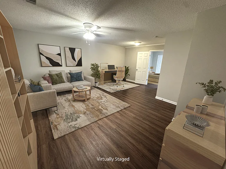 Pineview Townhomes — Photo 77