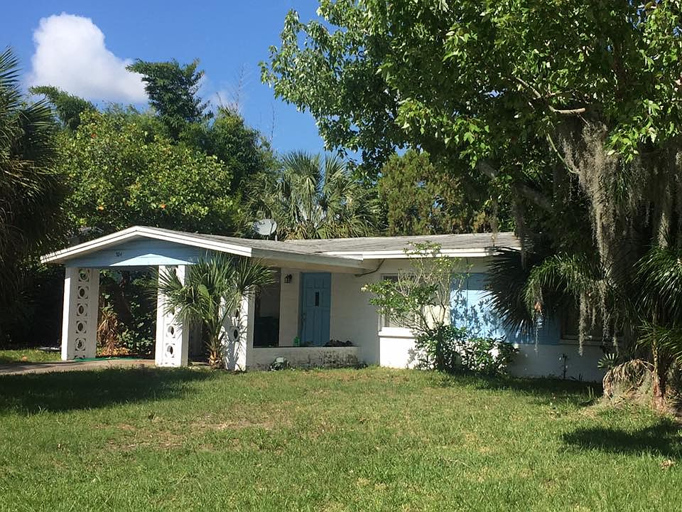 2nd image of 304 3rd St