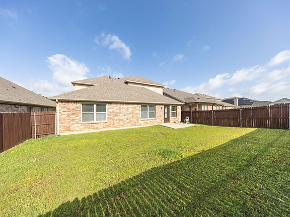 5th image of 1821 Abby Creek Dr