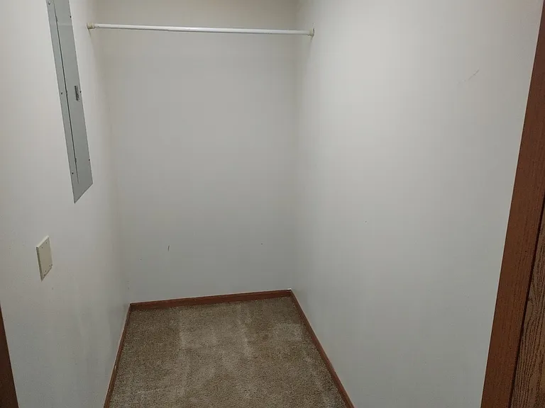 416 Sullivan Ave W #106 — Photo 5