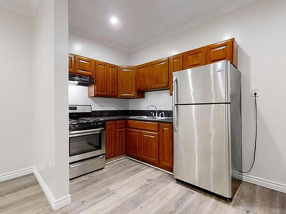 4th image of 738 S New Hampshire Ave APT 107