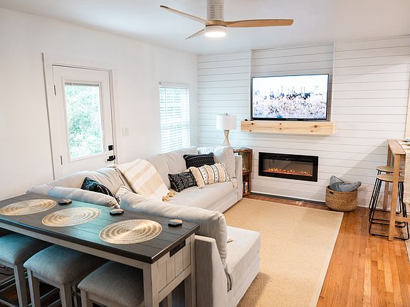 4th image of 344 Woodland Shores Rd #A