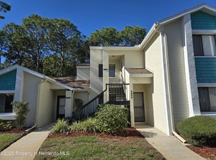 8027 Picketts Ct, Weeki Wachee, FL 34613