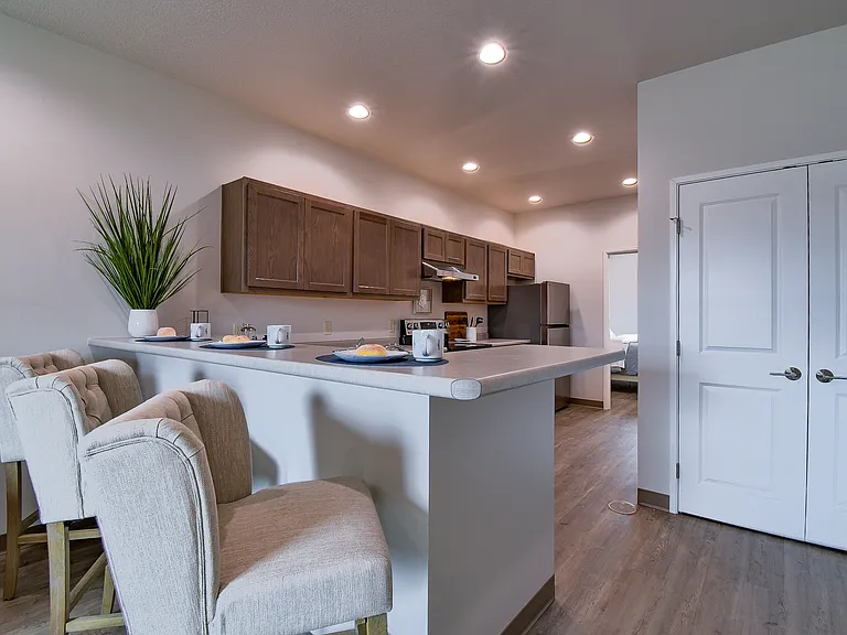 Crossroads Place Apartments — Photo 53