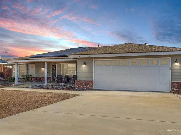 19432 Moon Dr, Tehachapi, CA 93561