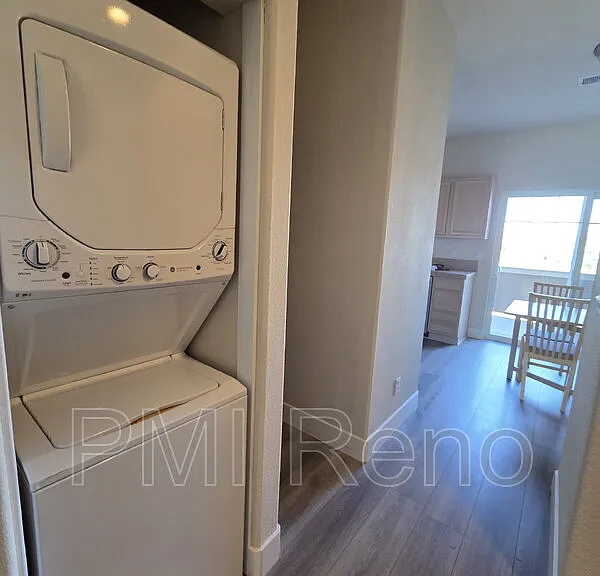 4086 Anthony James Ct — Photo 3