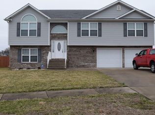 113 Ethan Ct, Radcliff, KY 40160