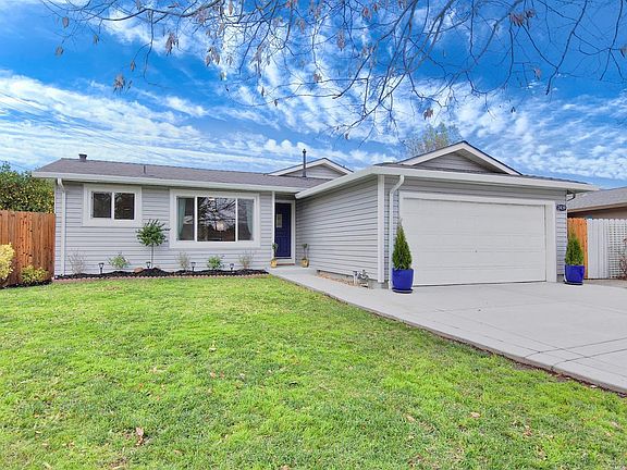 2nd image of 2439 Harbor Ct