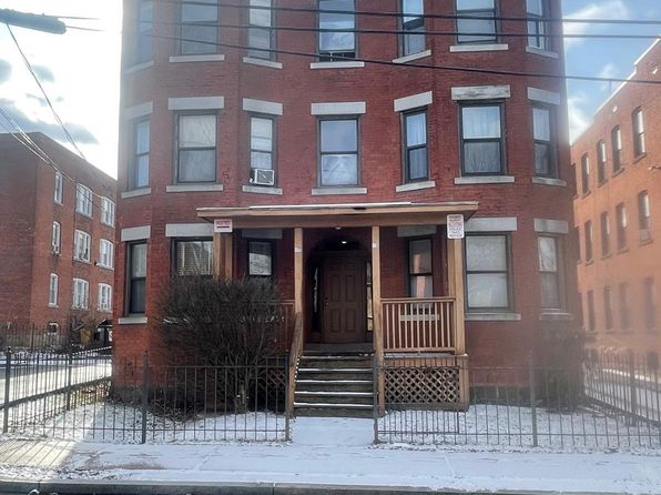 17 Harrison Pl #C, Hartford, CT 06112