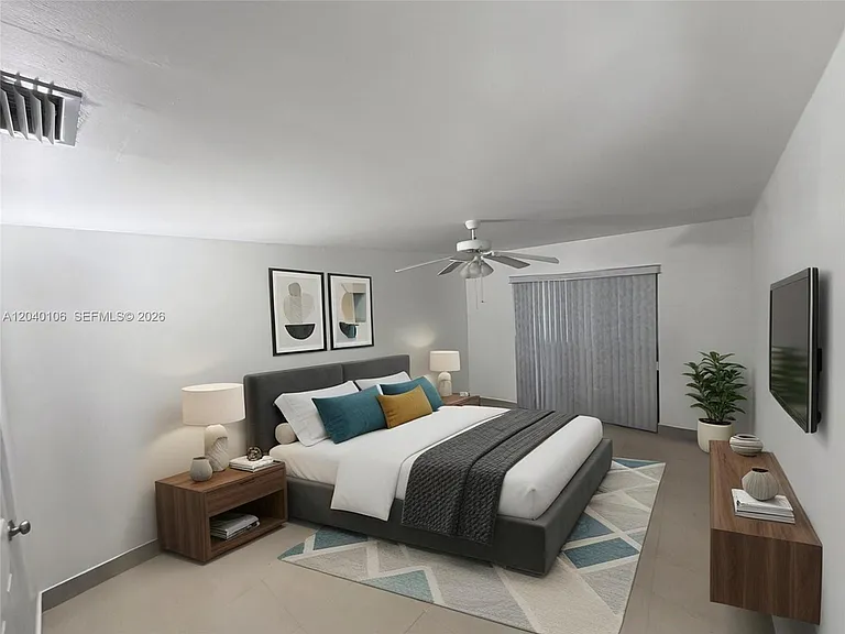 2566 N Nob Hill Rd — Photo 8