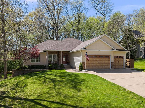 4th image of 30 Hollows Ct