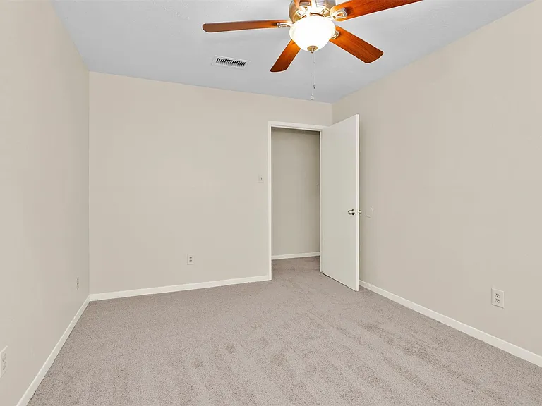 3127 Wagon Trail Dr — Photo 17