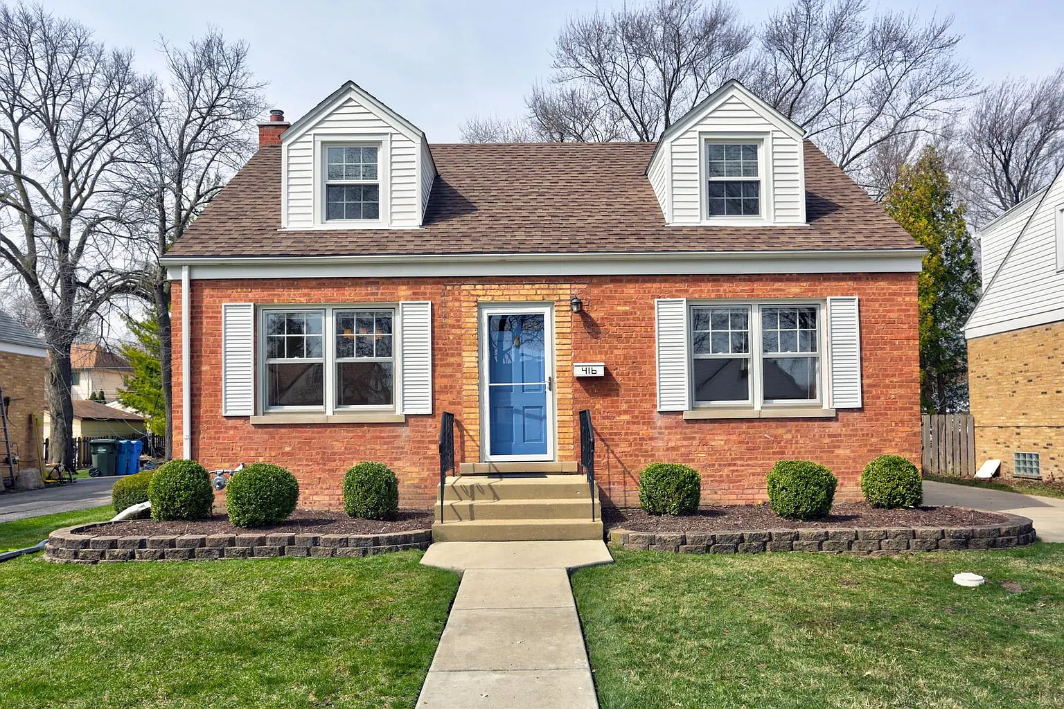 416 N Elm St photo 1