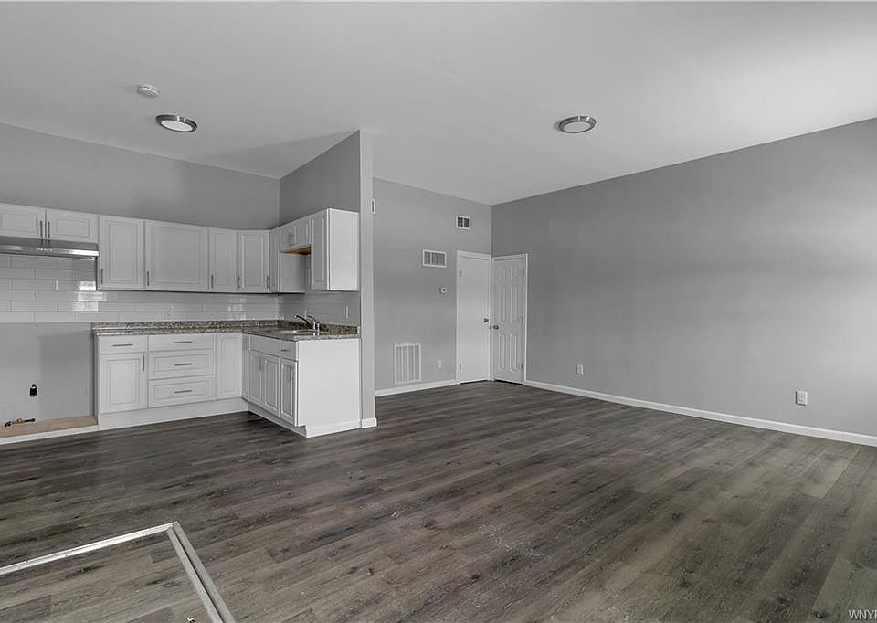1st image of 54 Forest Ave #2