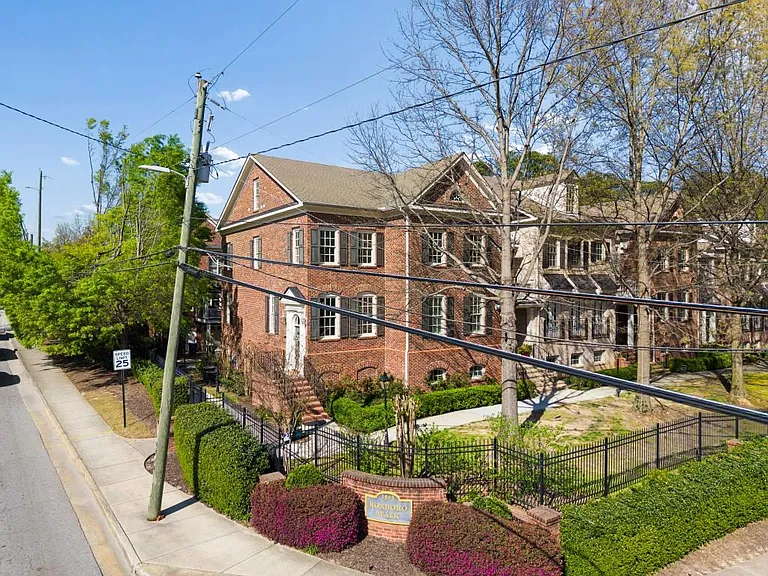 3585 Roxboro Rd NE #6 — Photo 49