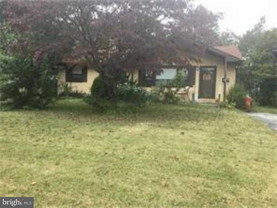 2nd image of 606 Florence Ave
