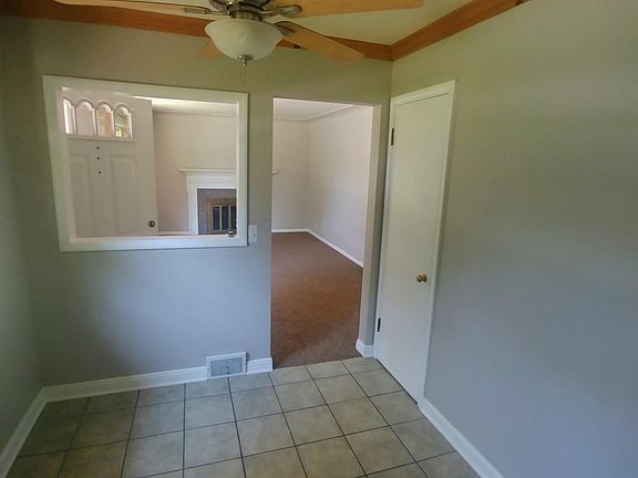 3rd image of 750 Lenora Ave NW
