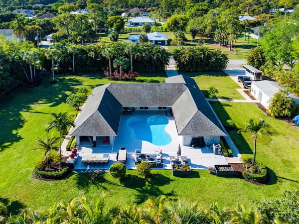 8811 Pinion Drive, Wellington, FL 33467