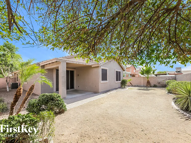 7157 W Kings Ave — Photo 15