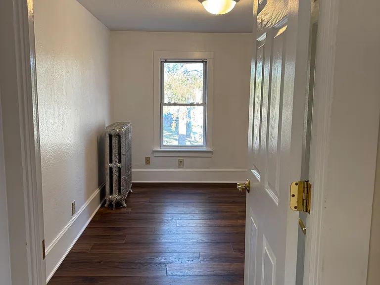 3rd St — Photo 9