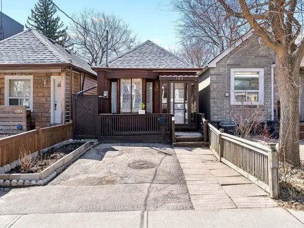186 Cedric Ave, Toronto, ON M6C 3X8