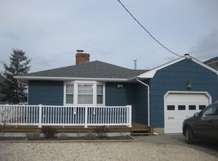 9 Sturgis Rd, Lavallette, NJ 08735