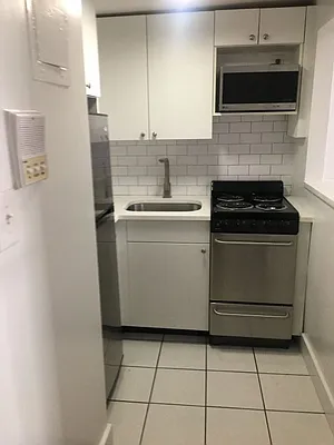 Rented by Mallory Management Corp | media 4