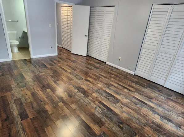 1504 NW 89th Ter #1504, Pembroke Pines, FL 33024