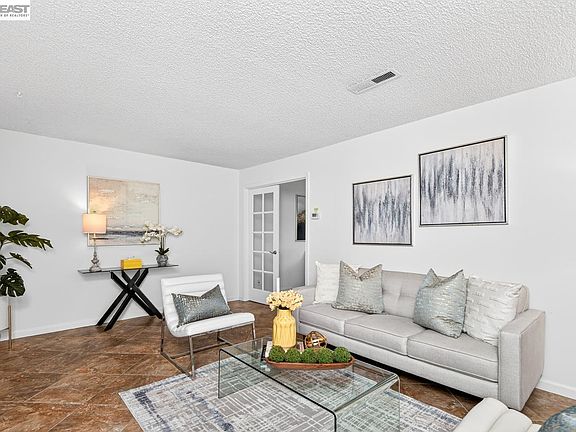 5th image of 4458 Yuma Ct