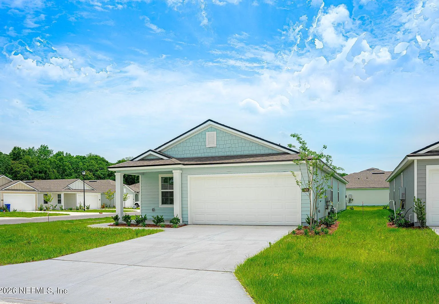 4 bed, 2.0 bath, 1490 sqft, $2,300 — Photo 2