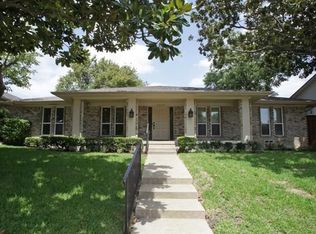 9629 Whitehurst Dr, Dallas, TX 75243