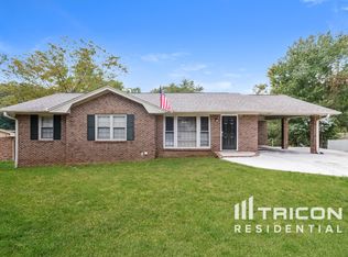 6469 Paula Ct, Rex, GA 30273
