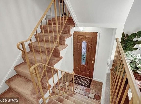 3rd image of 1013 Park Ave