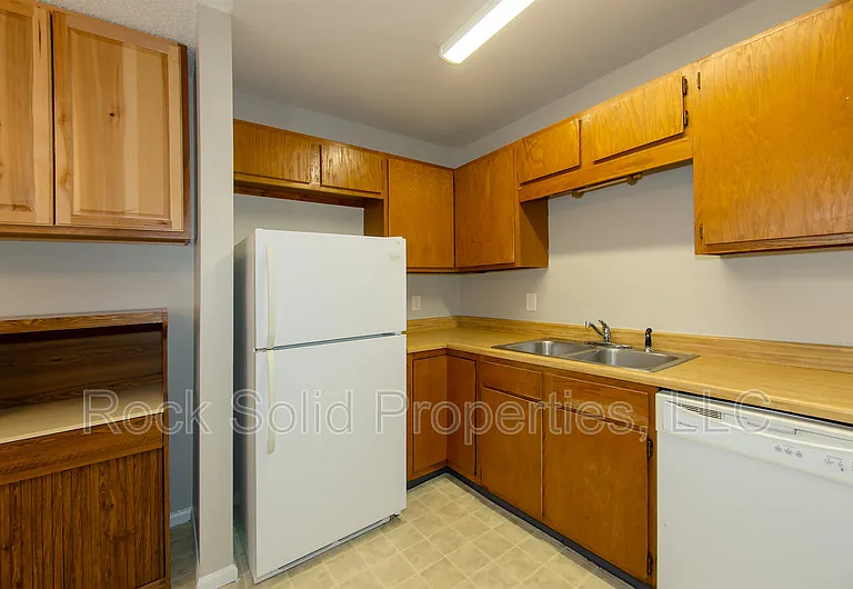 714 Dell Range Blvd #B — Photo 10