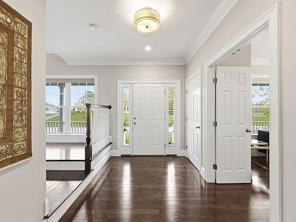4th image of 39 Summit Pointe Dr