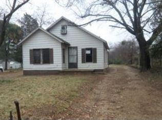 806 N Ruddell St, Denton, TX 76209