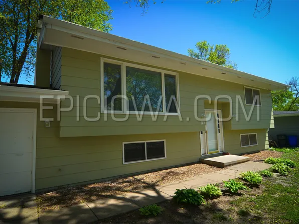 143 Sunrise Dr NW, Cedar Rapids, IA 52405