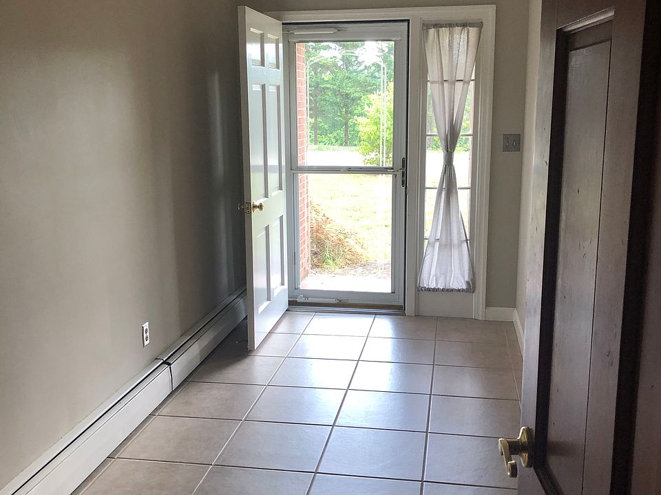 Front Entry Hall