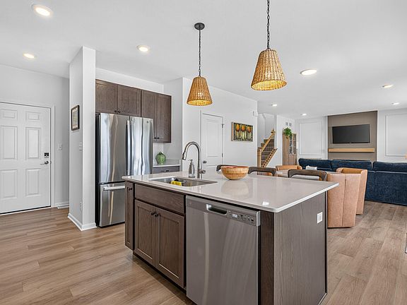 4th image of 13823 Alexandria Ln
