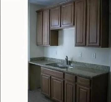 1st image of 636 W 27th St #200