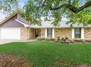 4408 Pinemont Dr, Orange, TX 77632