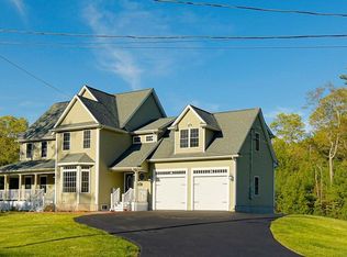 85 Frazier Pasture Rd, Taunton, MA 02780