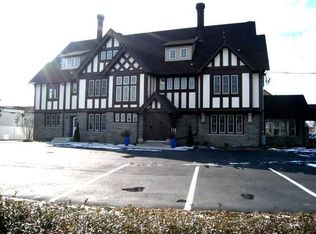 7220 Ridge Ave #E, Philadelphia, PA 19128