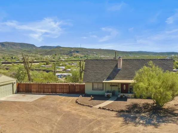 19245 E INDIAN HILLS Drive, Black Canyon City, AZ 85324
