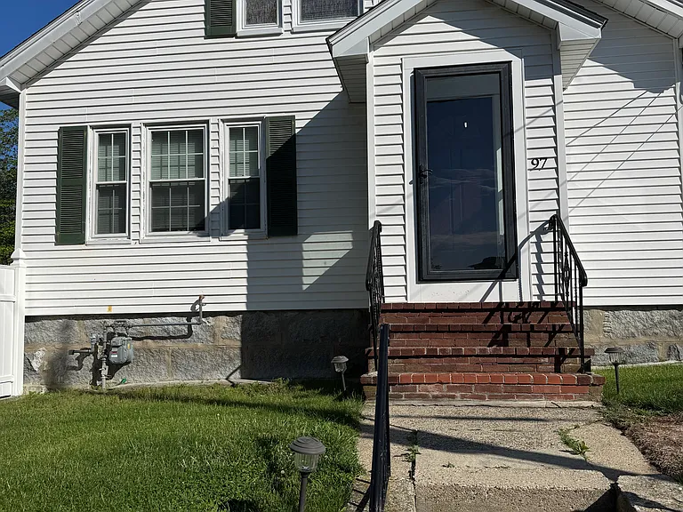 97 Elliot Ave — Photo 1