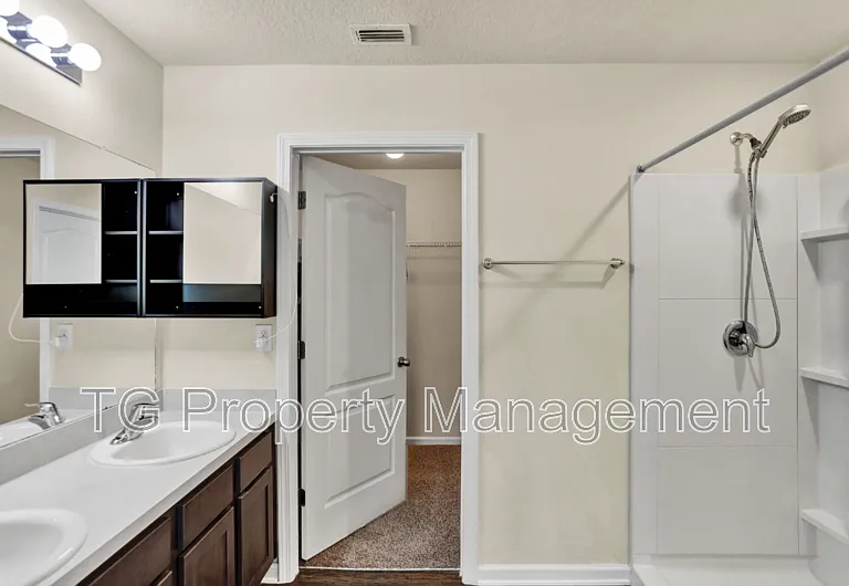 339 Caminha Rd — Photo 14