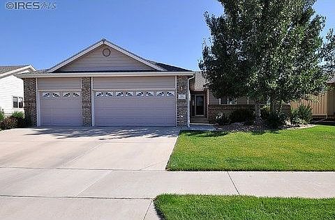 1st image of 301 Cobble Dr
