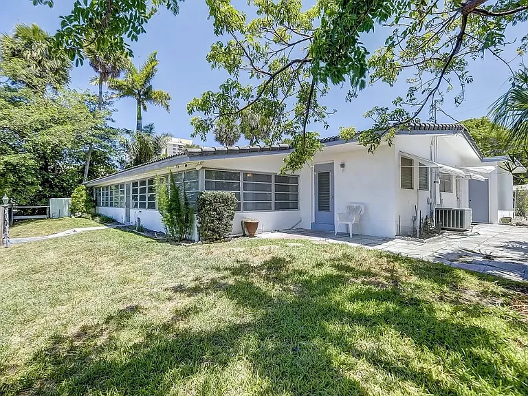 2041 Coral Reef Dr — Photo 41