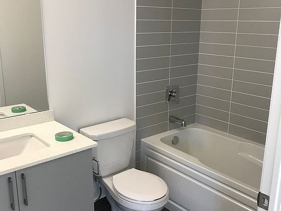 3rd image of 3121 Sheppard Ave #301