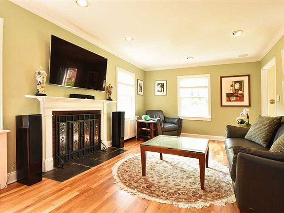 5th image of 15 Park Cir